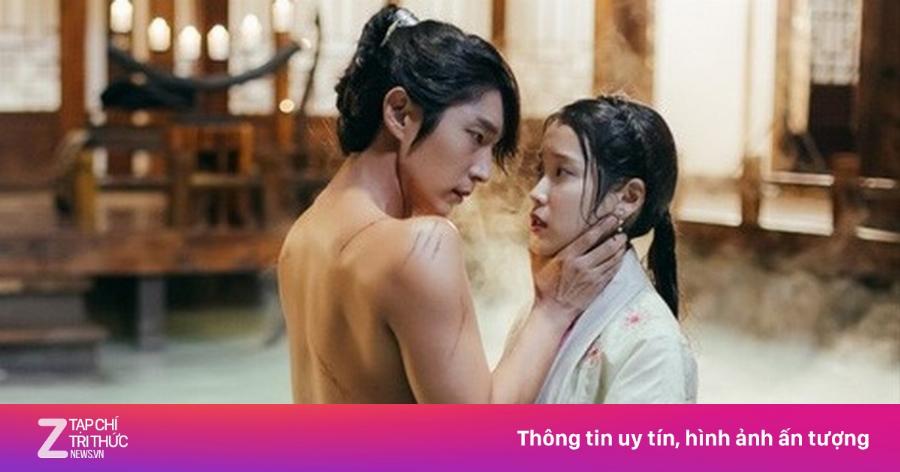 Lee Joon Gi thể hiện xuất sắc vai Tứ hoàng tử Wang So trong phim Người Tình Ánh Trăng.