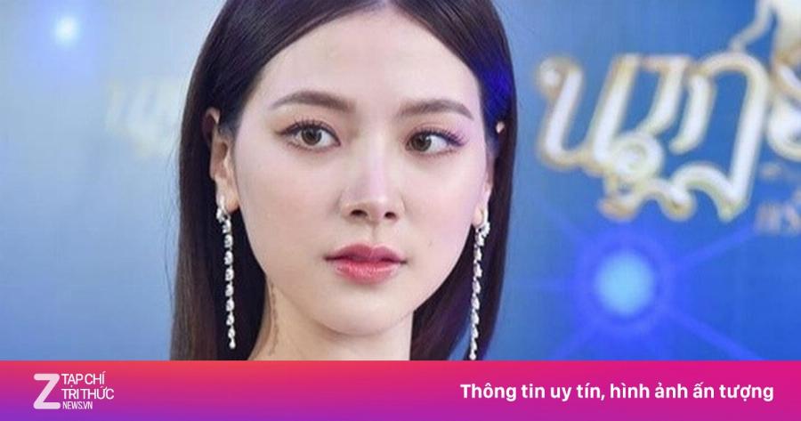 Baifern Pimchanok nhận giải thưởng