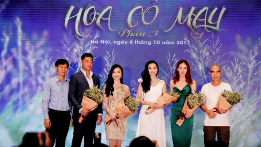 Poster phim Hoa Cỏ May phần 1