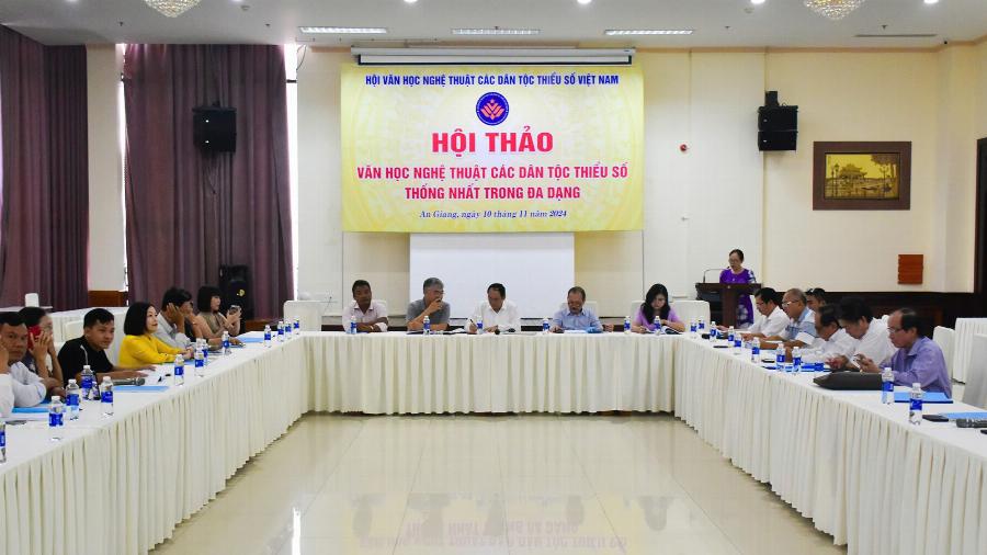 Lý Bình trong các hoạt động nghệ thuật đa dạng