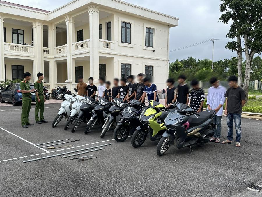 Diễn Viên Lý Nam Tinh: Huyền Thoại Điện Ảnh Hong Kong