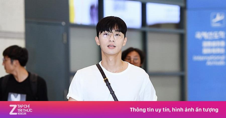 Park Seo Joon trẻ trung năng động